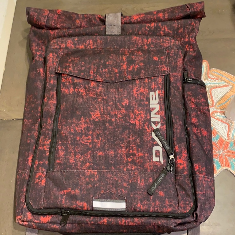 DAKINE Backpack camping,Hiking, trails, biking, off road gear, waterproof,